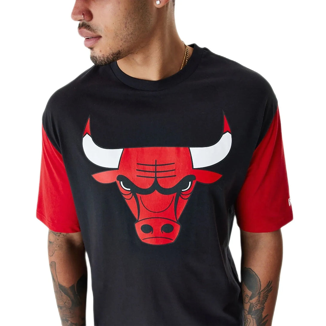 New Era Chicago Bulls Colour Block Black Oversized Póló - Sportmania.hu