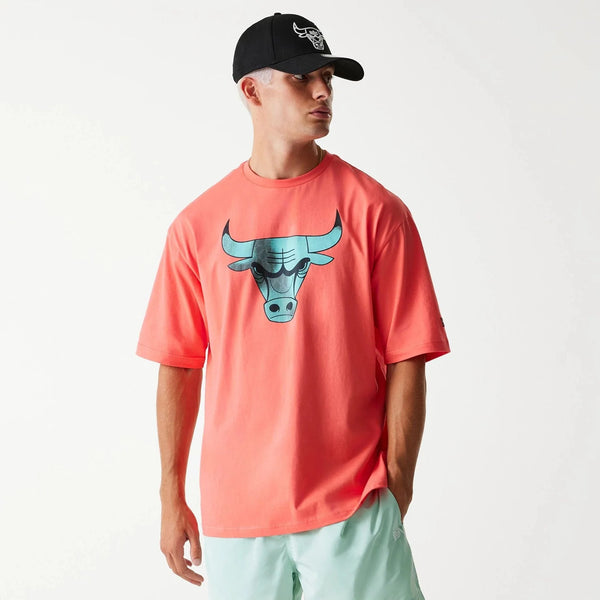 New Era Chicago Bulls NBA All Over Print Infill Pink Oversized póló - Sportmania.hu
