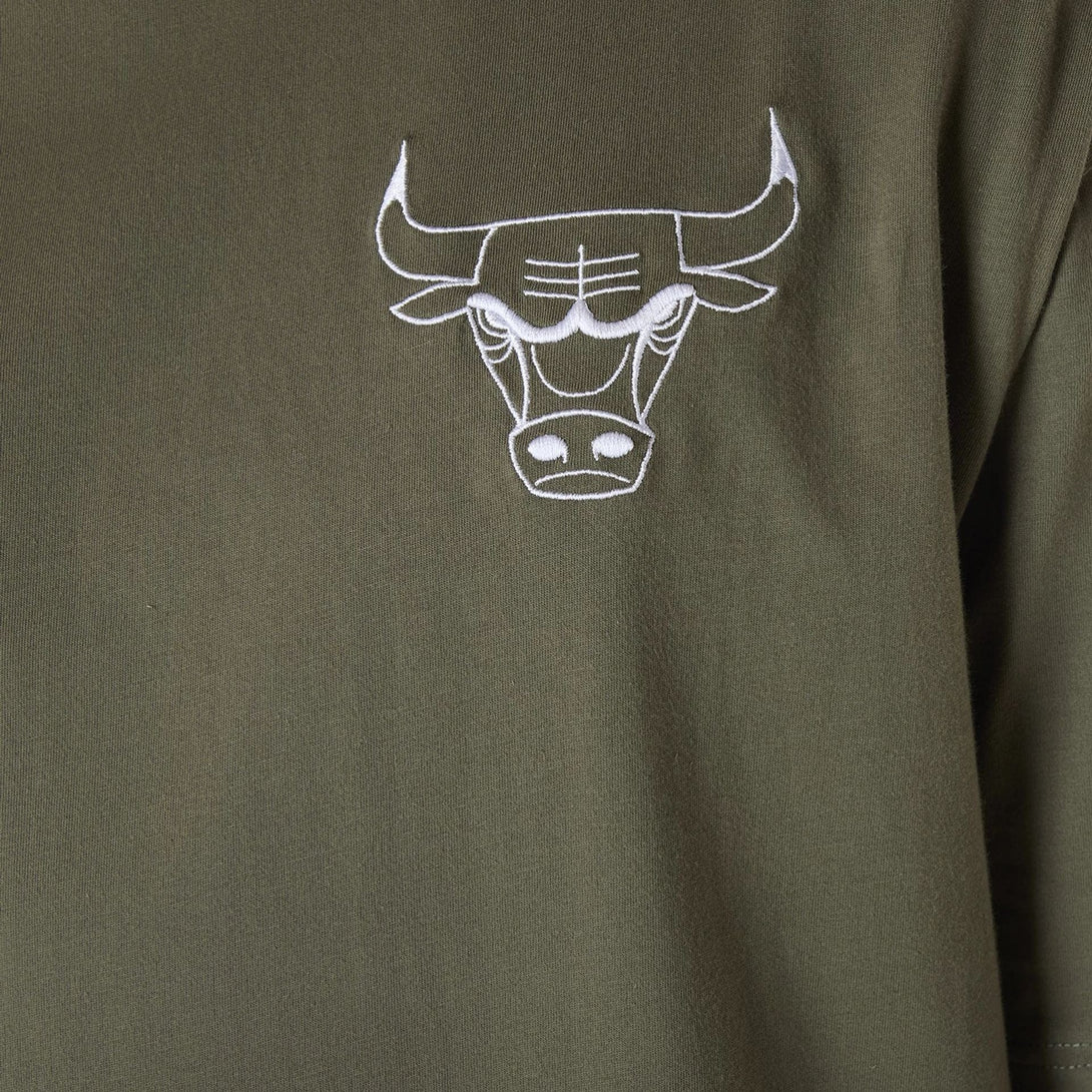 New Era Chicago Bulls NBA League Essential Green Oversized póló - Sportmania.hu