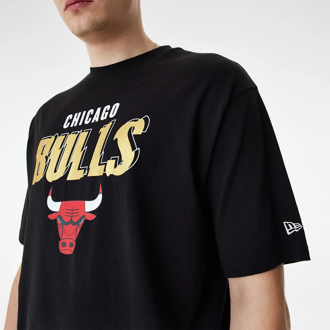 New Era Chicago Bulls Team Script Oversized Póló - Sportmania.hu