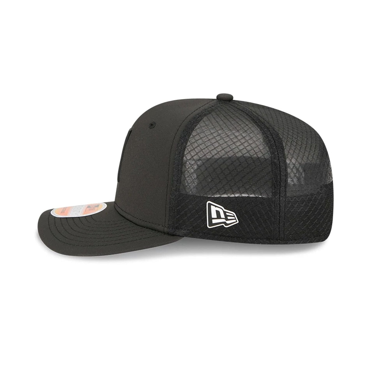 New Era Indianapolis Colts NFL Sideline 2025 Black 9SEVENTY Trucker Stretch Snap - baseball sapka