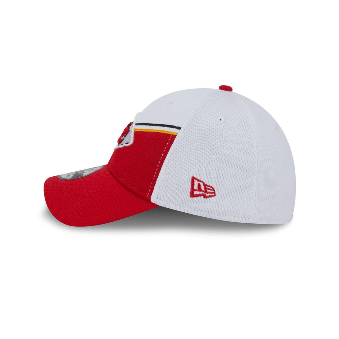 New Era Kansas City Chiefs NFL Sideline 2023 White 39THIRTY Stretch Fit Baseball sapka - Sportmania.hu