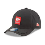 New Era Kansas City Chiefs NFL Sideline 2025 Charcoal 9FORTY M-Crown - baseball sapka