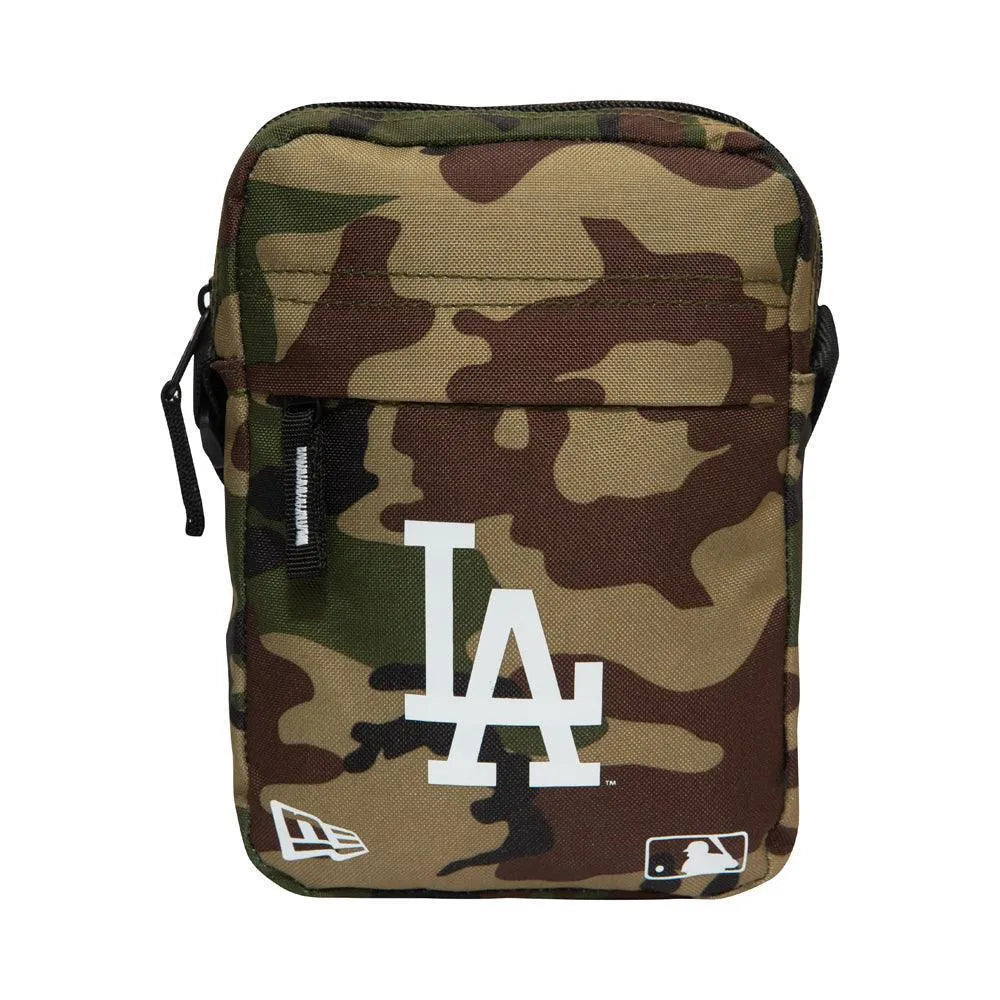 New Era LA Dodgers Woodland Camo Oldaltáska Kiegészítők - Sportmania.hu