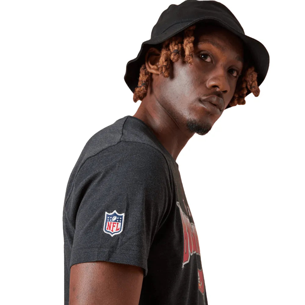 New Era MAJICA NFL TEAM FADE GRAPHIC TAMBUC HGR férfi Póló