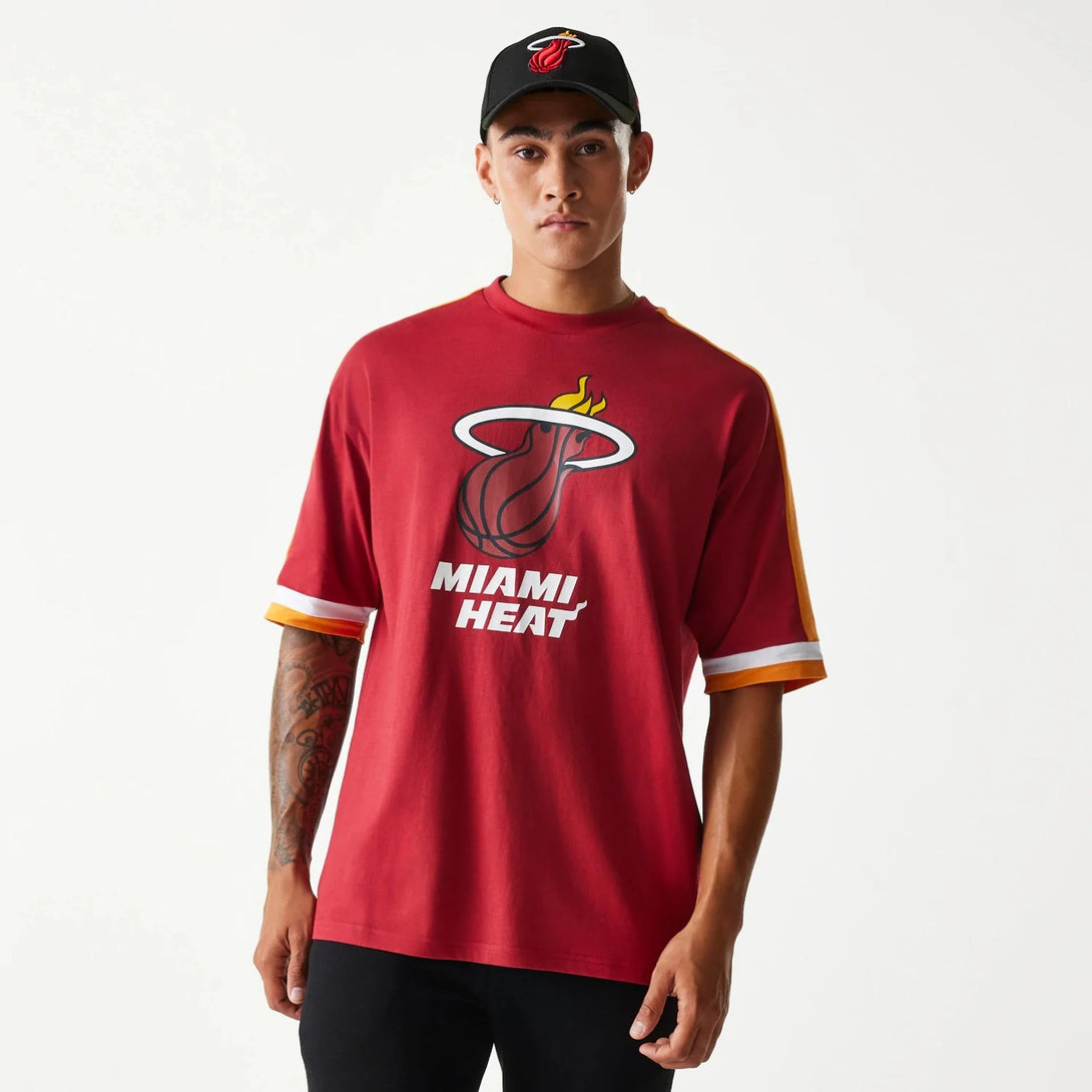 New Era Miami Heat NBA Panel Dark Red Oversized póló - Sportmania.hu