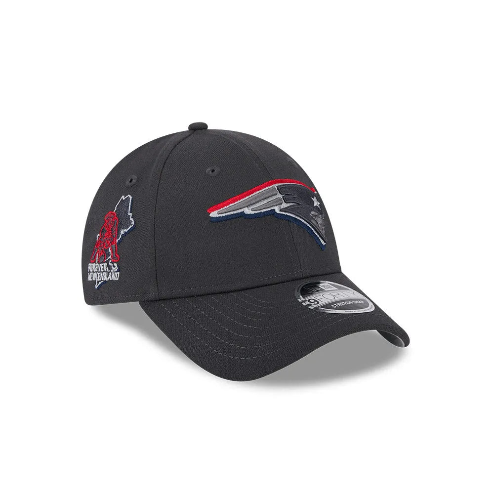 New Era New England Patriots NFL Draft 2024 Dark Grey 9FORTY Stretch-Snap Baseball sapka - Sportmania.hu