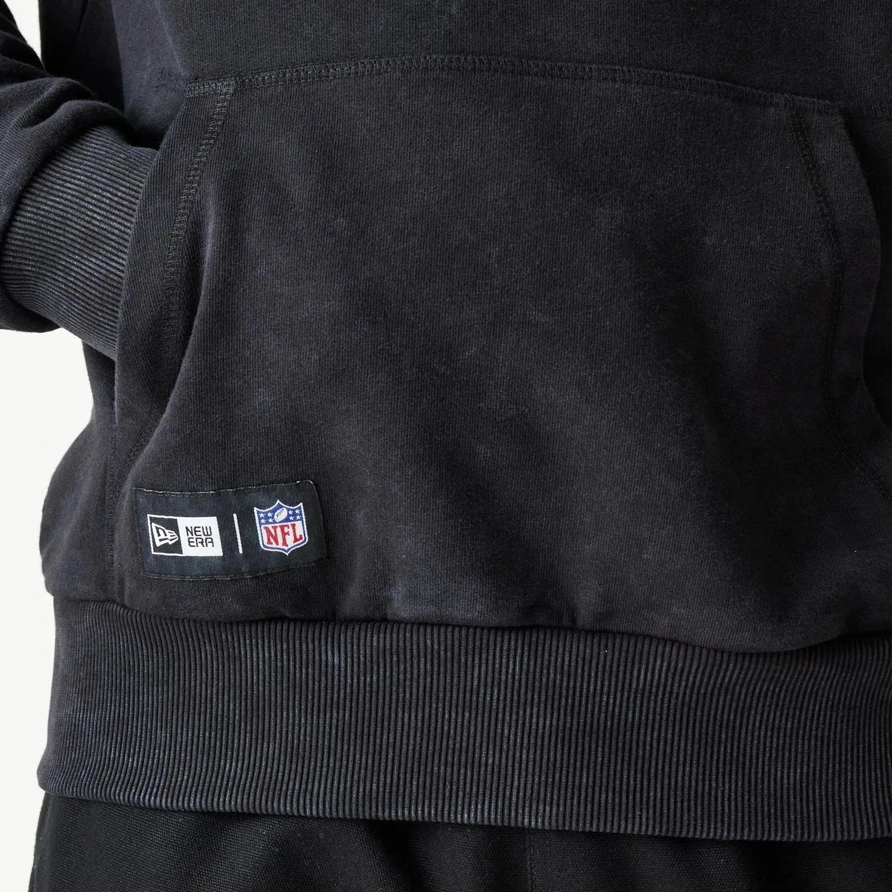 New Era New England Patriots NFL Games Premium Apparel Black Oversized pulóver - Sportmania.hu