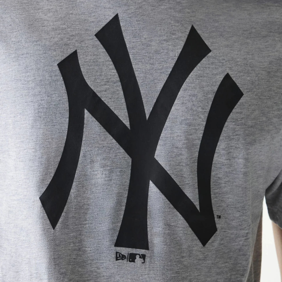 New Era New York Yankees MLB Regular Grey férfi póló