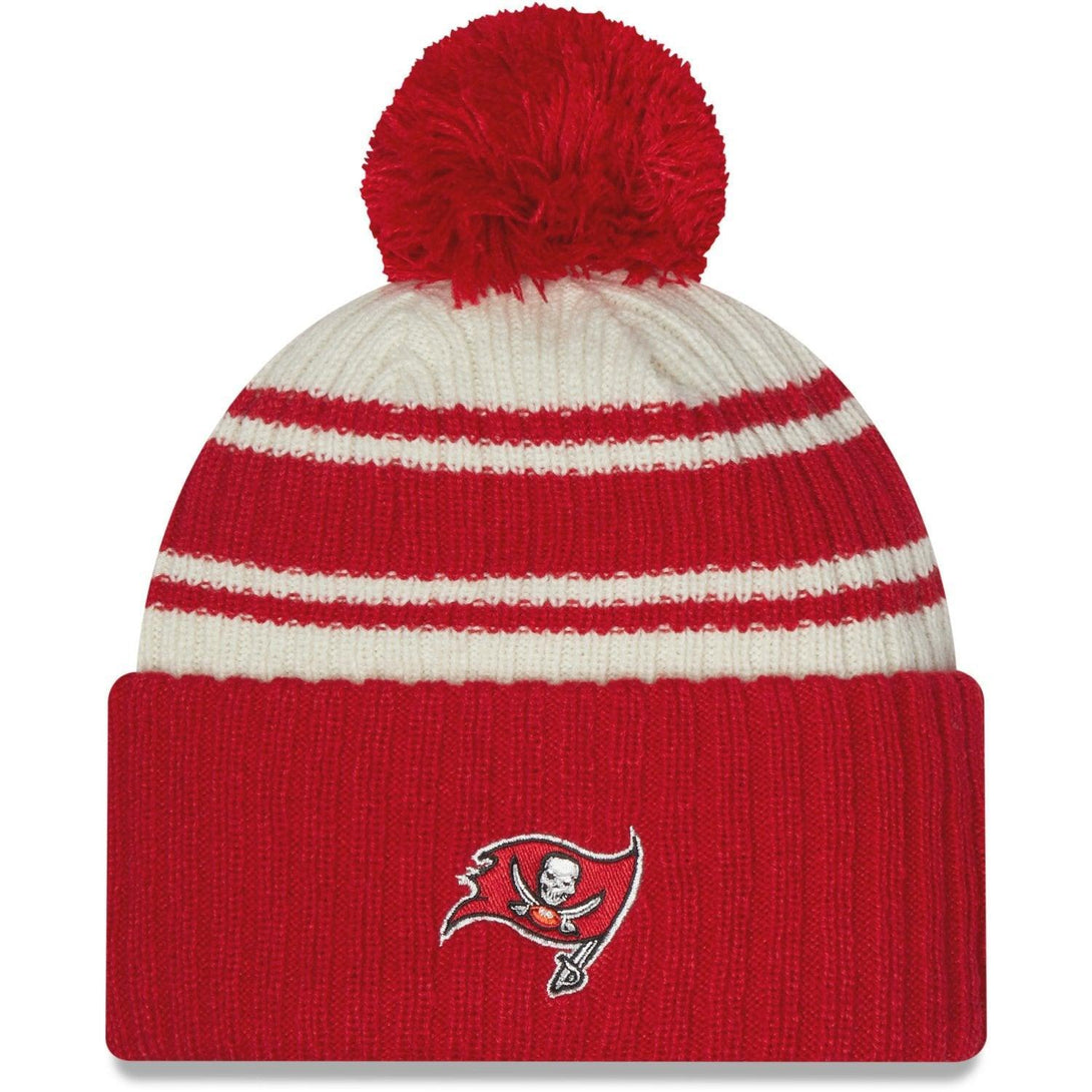 New Era Tampa Bay Buccaneers Sideline 2022 Sportknit kötött sapka - Sportmania.hu