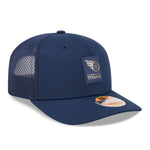 New Era Tennessee Titans NFL Sideline 2025 Dark Blue 9SEVENTY Trucker Stretch Snap - baseball sapka