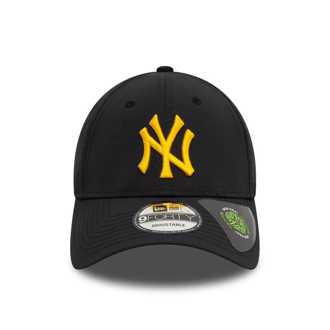 New York Yankees Recycled Black 9FORTY Adjustable baseball sapka - Sportmania.hu