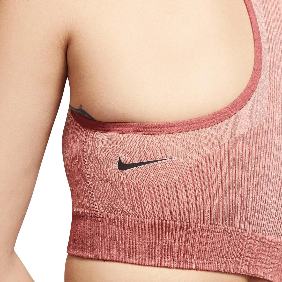 Nike CITY READY SEAMLESS Sportmelltartó - Sportmania.hu