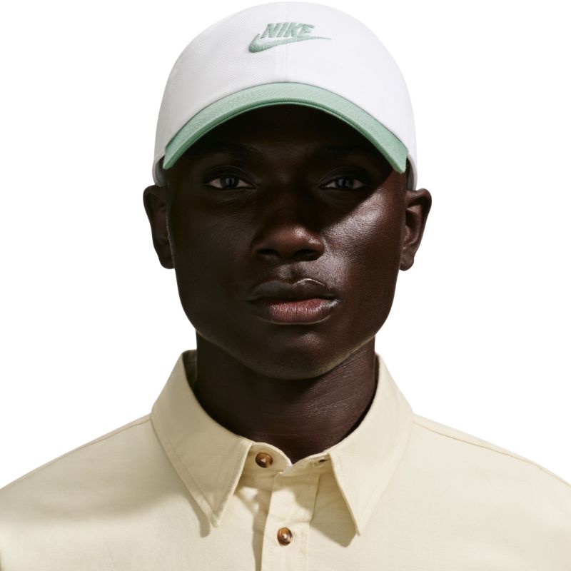 Nike Club Cap White and menta baseball sapka