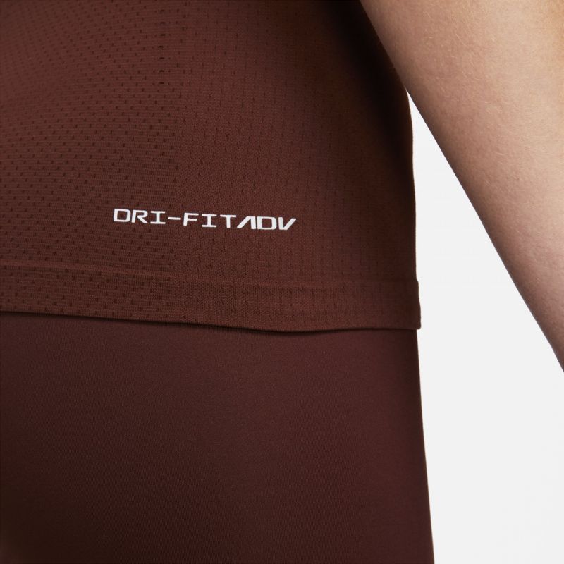 Nike Dri-FIT ADV Aura T-shirt W DD0588-273 Ruházat női póló