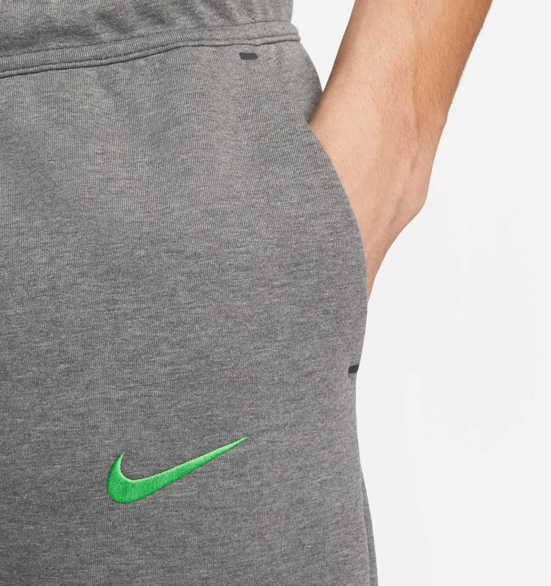 Nike Liverpool FC Tech Fleece melegítőnadrág, férfi - Sportmania.hu