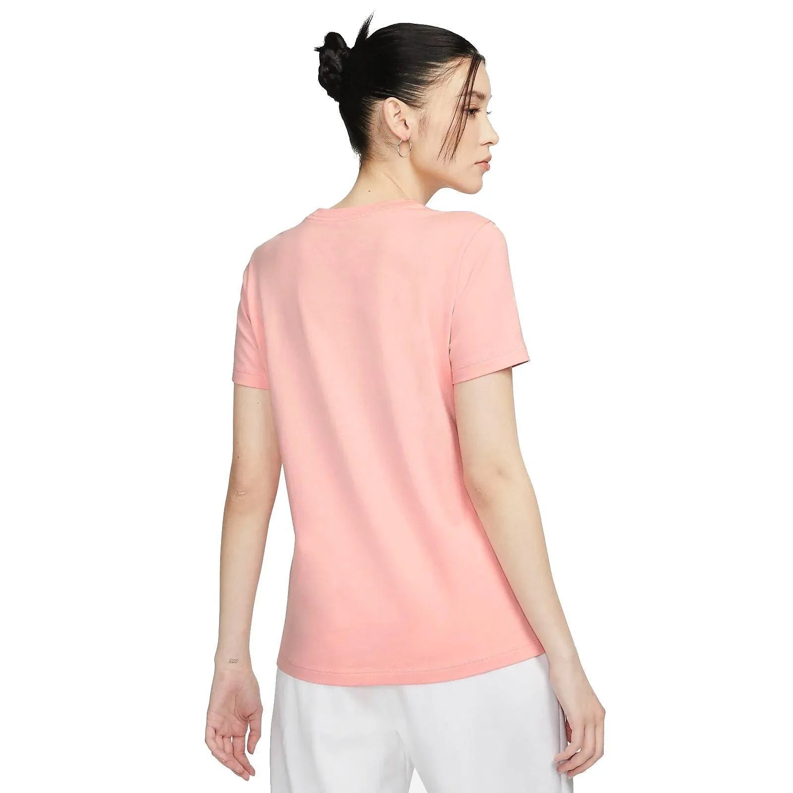 Nike_ Nike Sportswear-Womens Short-Sleeve T-Shirt Póló - Sportmania.hu