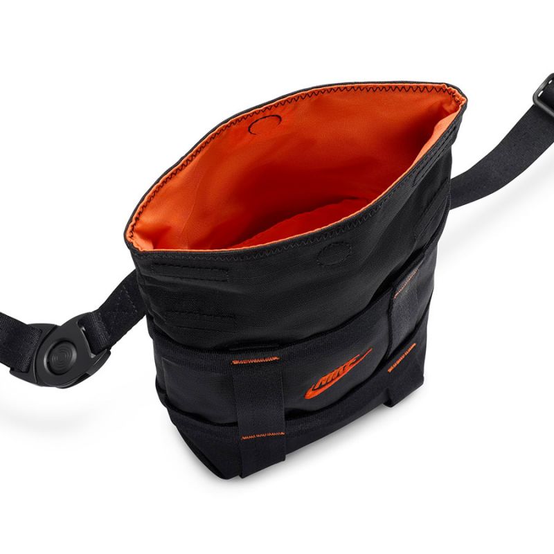 Nike Sportswear HF8106-010 bag, pouch Kiegészítők - Sportmania.hu