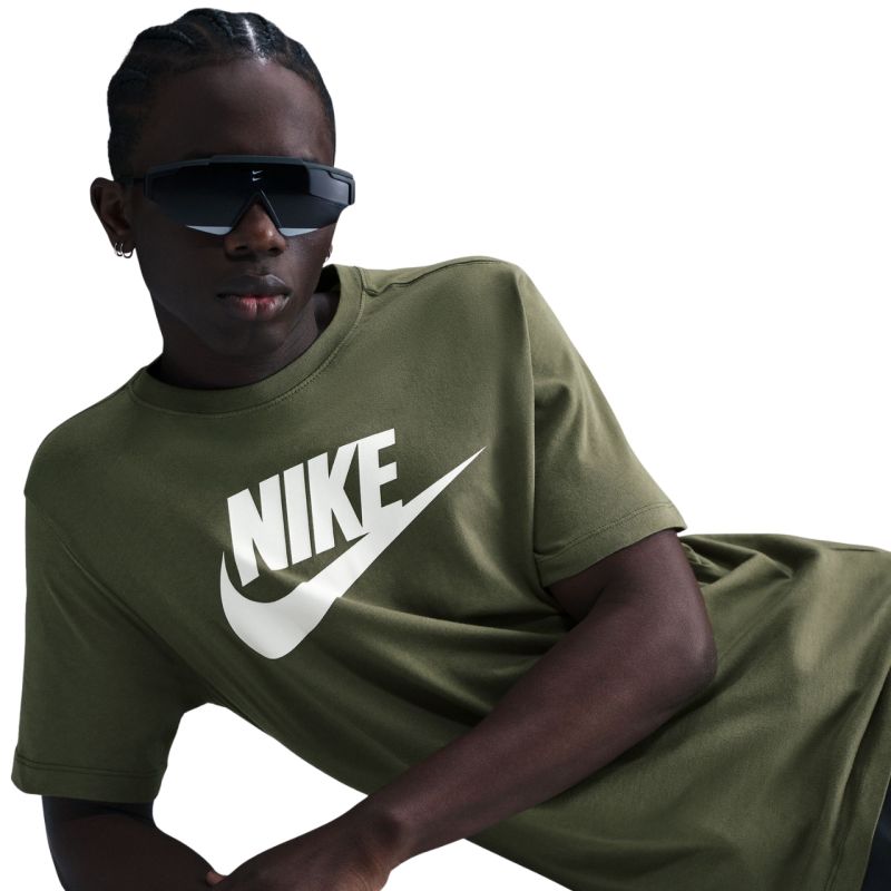 Nike Sportswear Men's T-Shirt oliva férfi póló