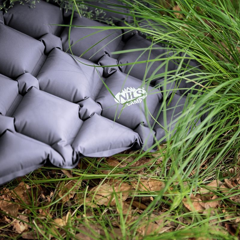 Nils Extreme Nils Camp NC4006 camping mat with pump - 5 cm 15-05-028 szürke unisex kabát