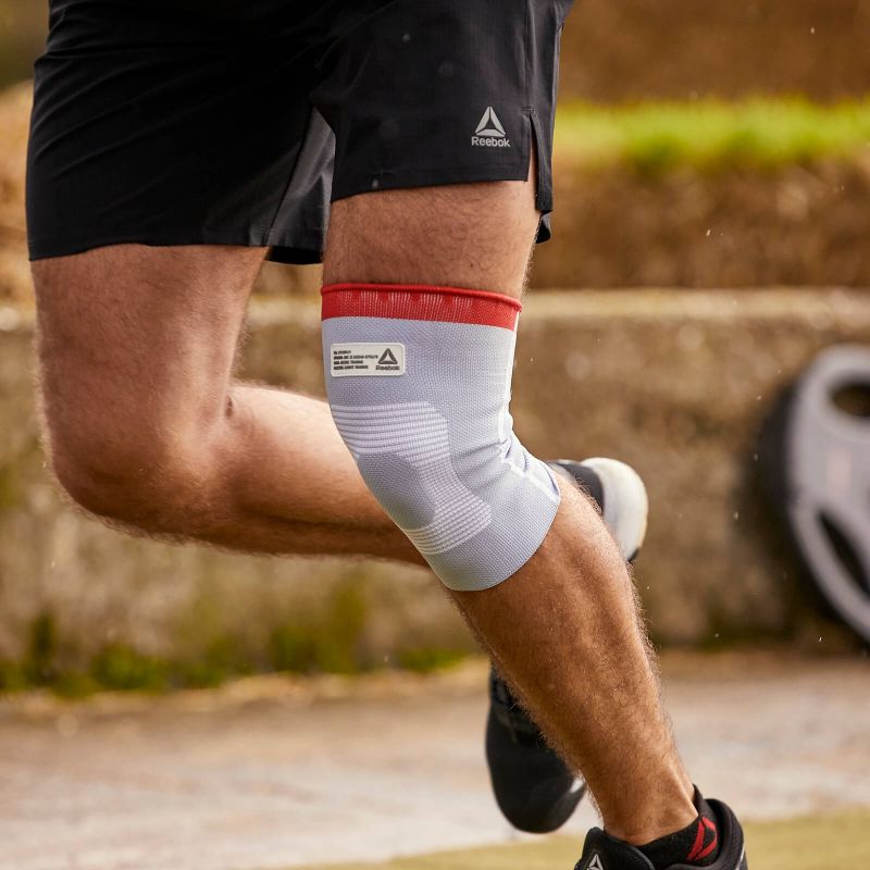 Reebok SpeedWick M Knee Support Térdvédő