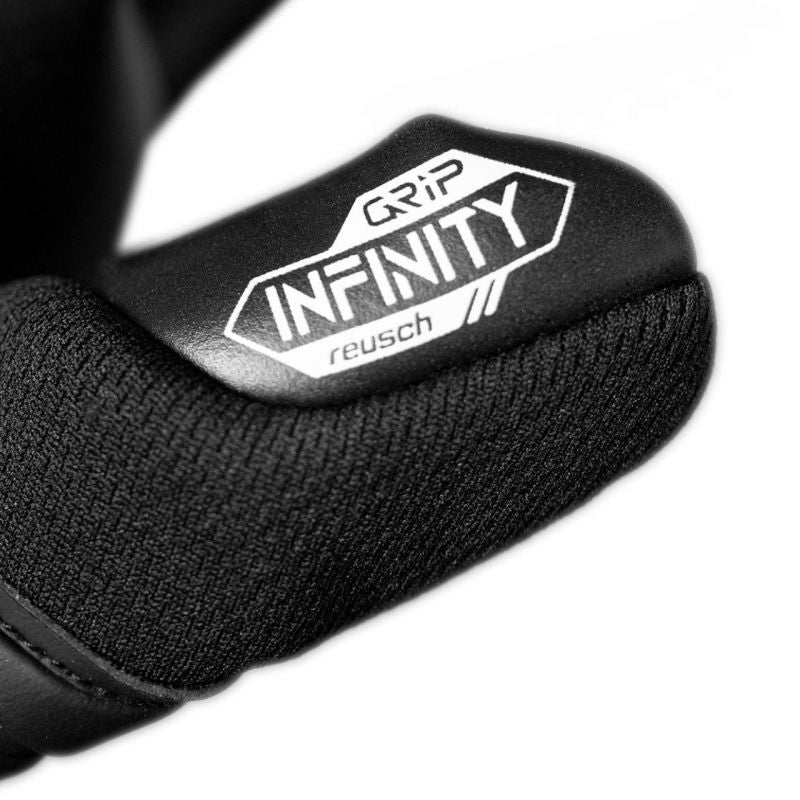 Reusch Attrakt Freegel Infinity Goalkeeper 55707357700 Kapuskesztyű