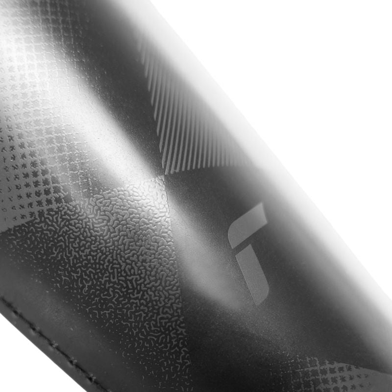 Reusch Shin Guard Compact Lite Football Shin Guards Védőfelszerelés 55770477060