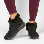 Skechers On The Go Joy Bundle Up W Utcai női 15501-BBK