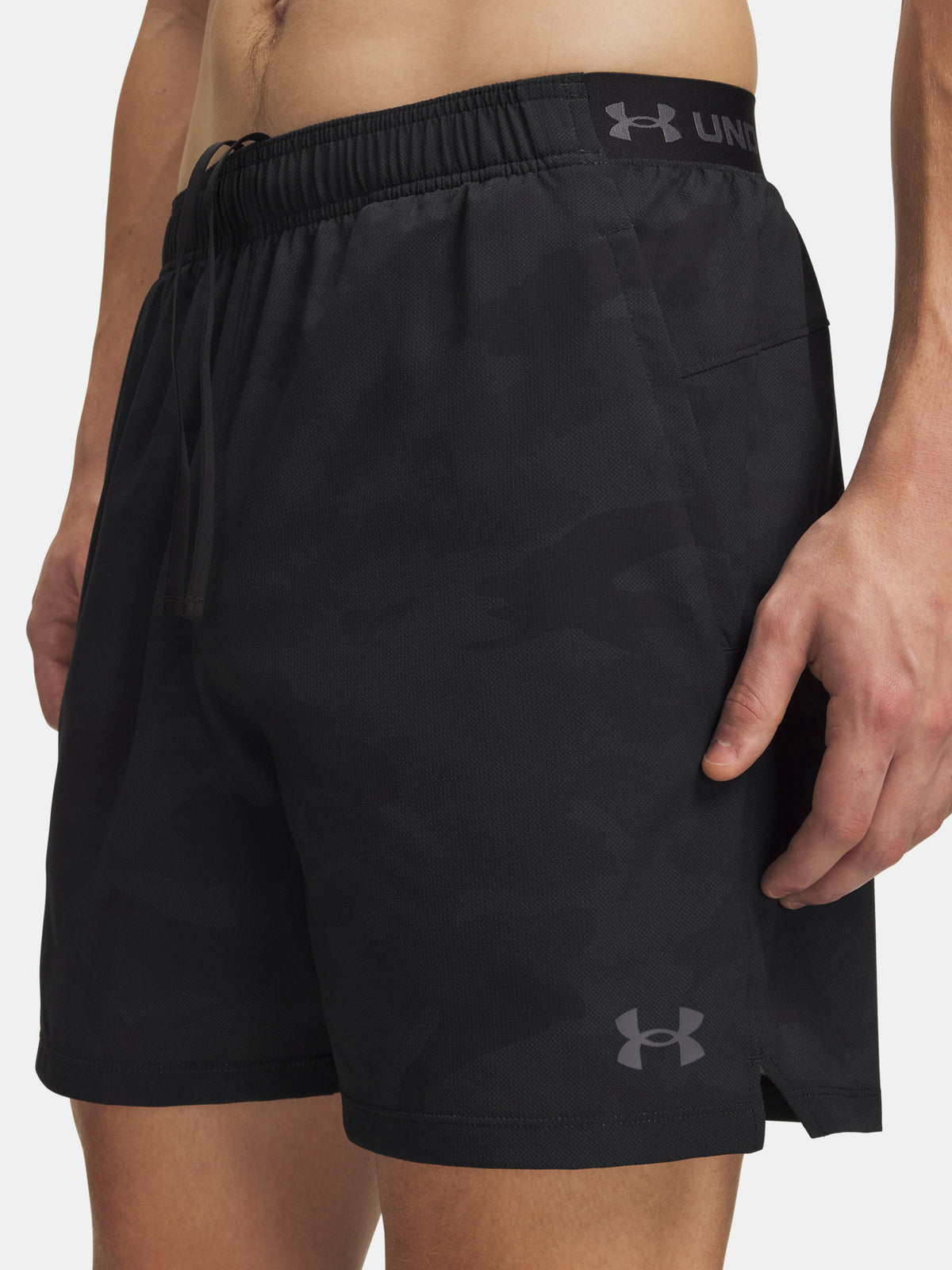 Under Armour Férfi rövidnadrág UA Vanish Woven 2.0 6in Prnt nadrág