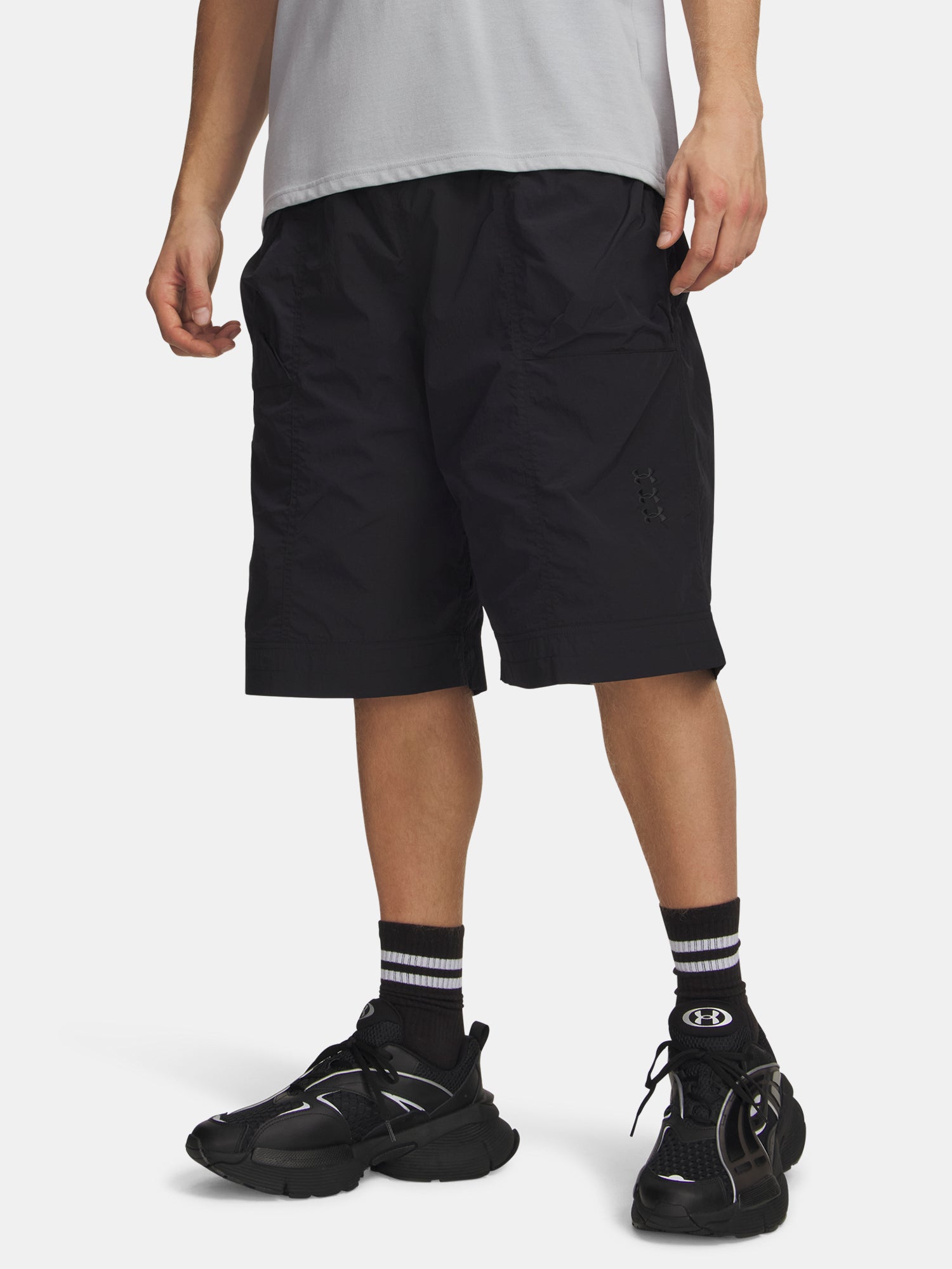 Férfi rövidnadrág Under Armour UA Hoops Woven nadrág