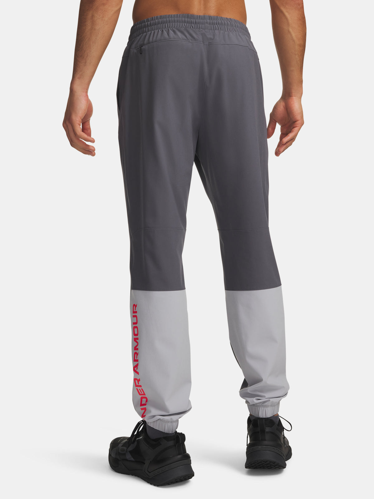 Under Armour Férfi sportnadrág UA Tech Utility Woven szürke nadrág