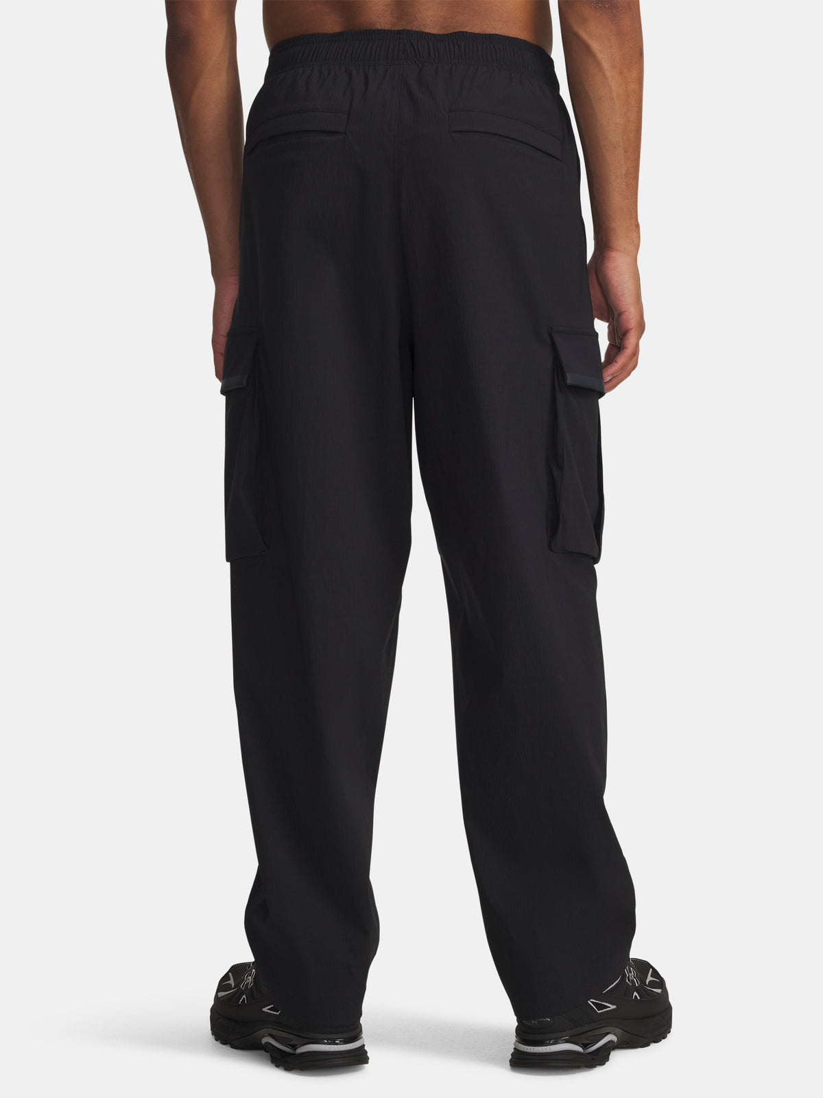 Férfi sportnadrág Under Armour UA UNSTPBLE TXTR WOVEN CARGO-BLK fekete nadrág