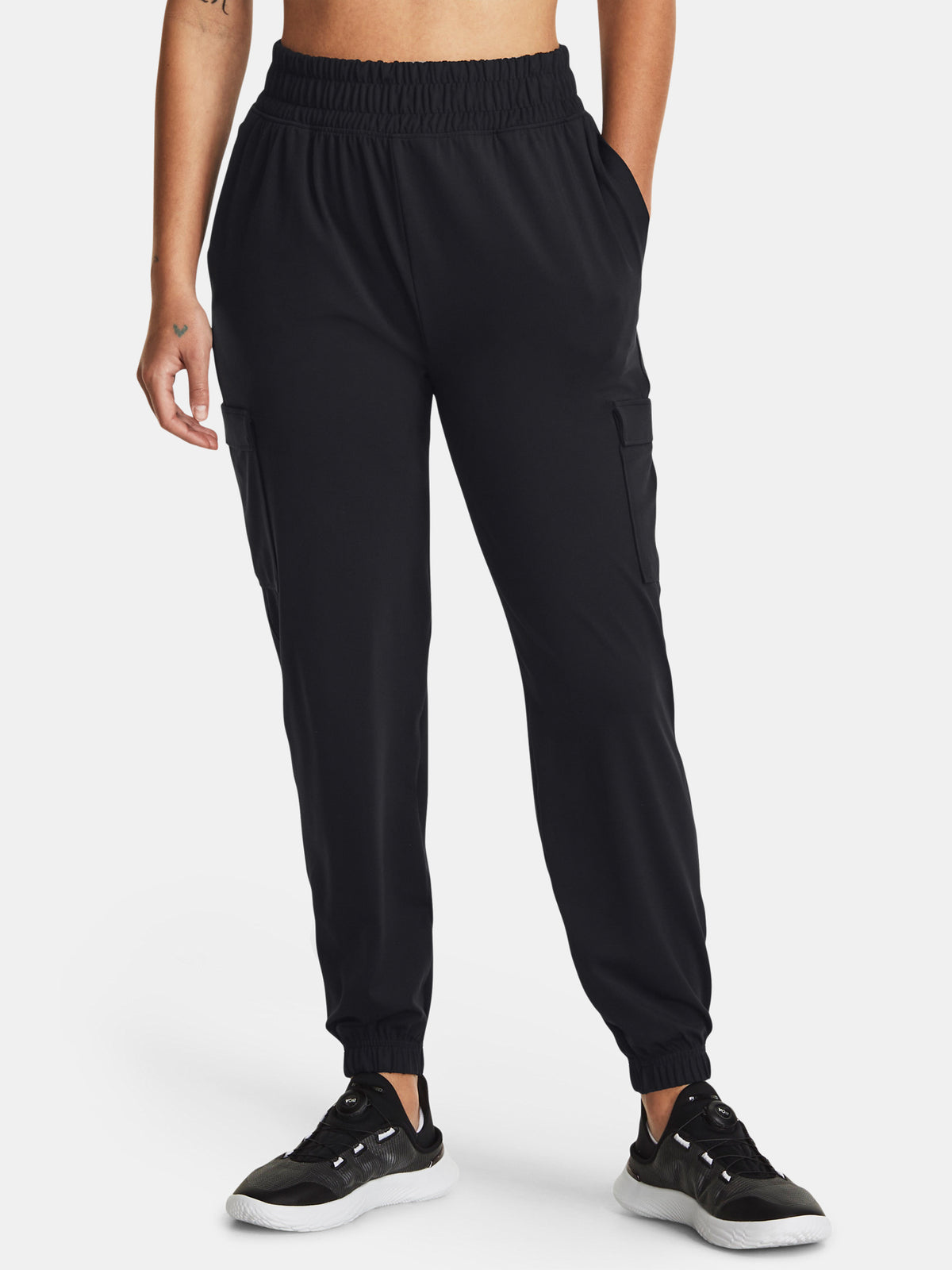 Under Armour Nõi melegítõnadrág Meridian Cargo Jogger nadrág, fekete