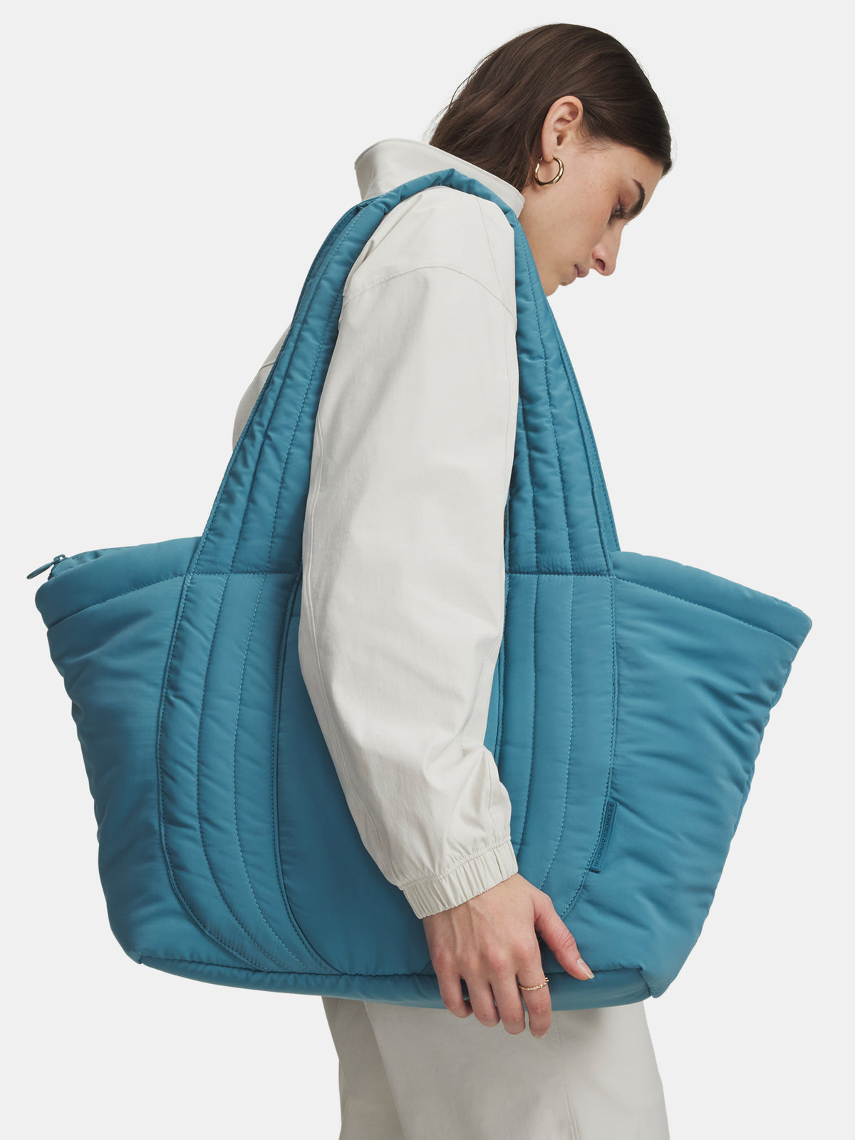 Under Armour Nõi táska UA Studio Soft Tote uni oldaltáska