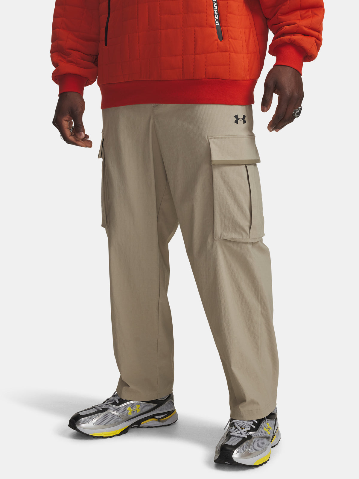 Under Armour Pánské sportovní kalhoty UA UNSTPBLE TXTR WOVEN CARGO-BRN sporttáska