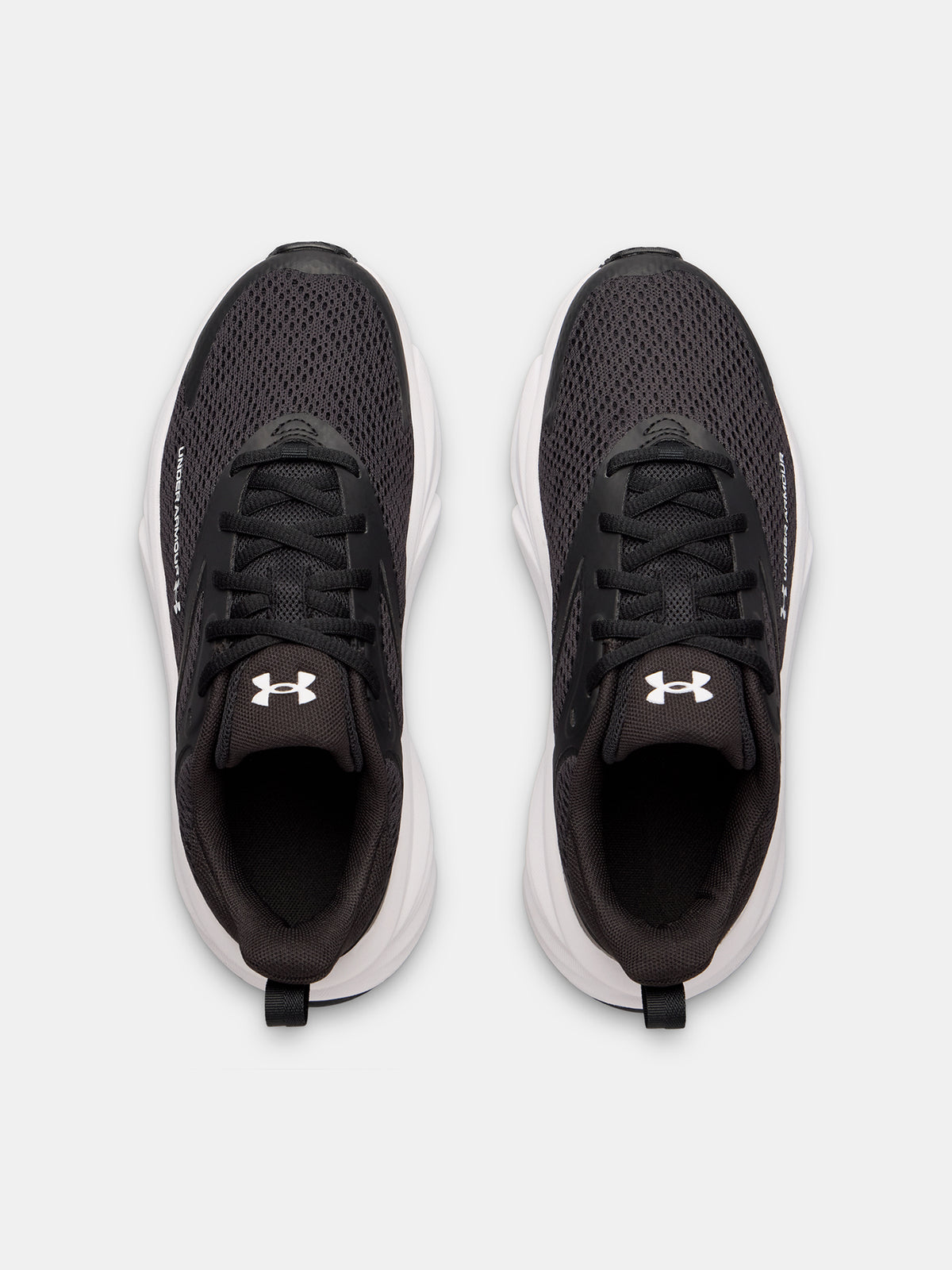 Under Armour UA BGS Rogue fekete gyerek edzőcipő