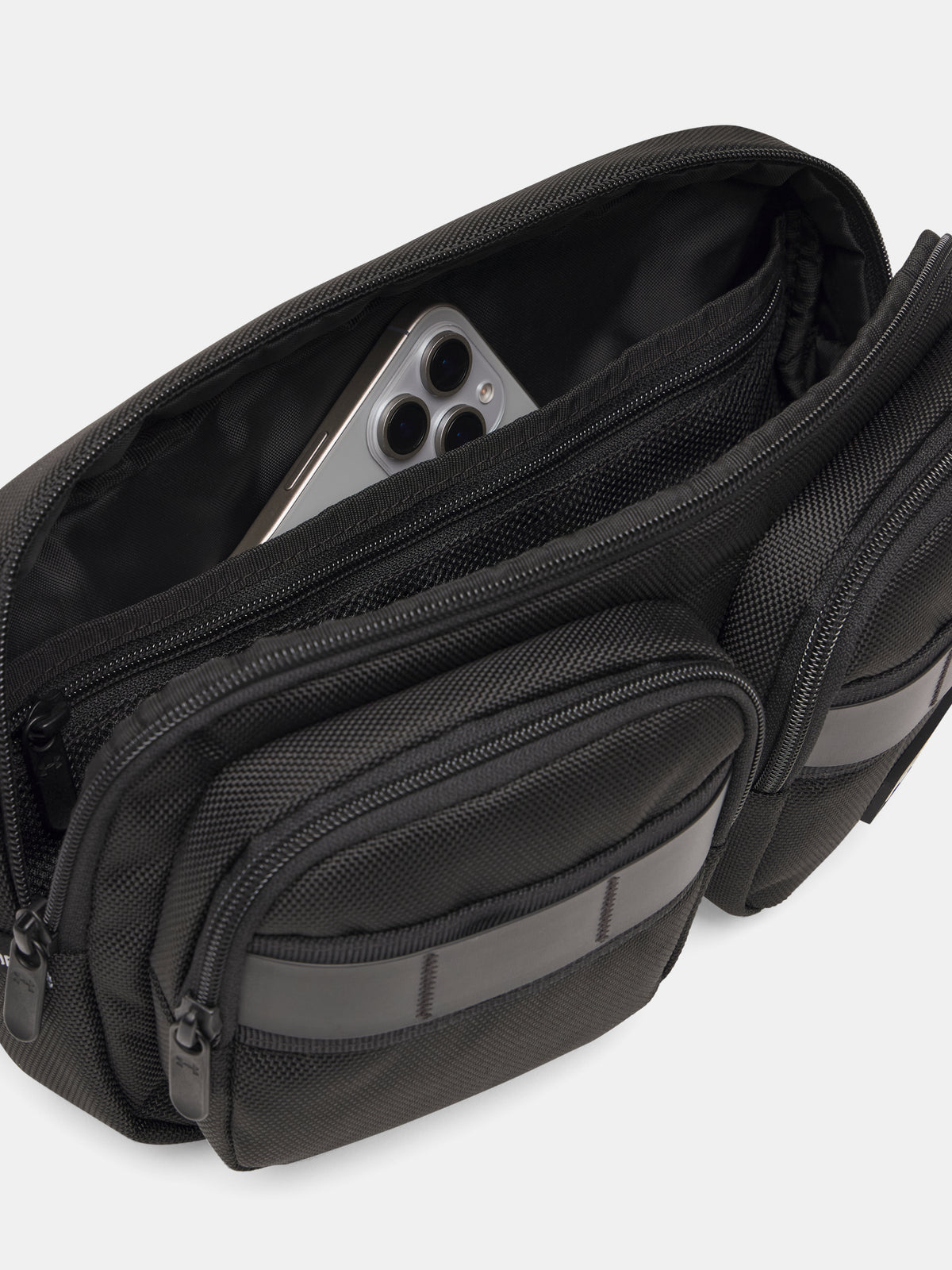 Under Armour Unisex táska NEW UA Triumph Crossbody uni táska