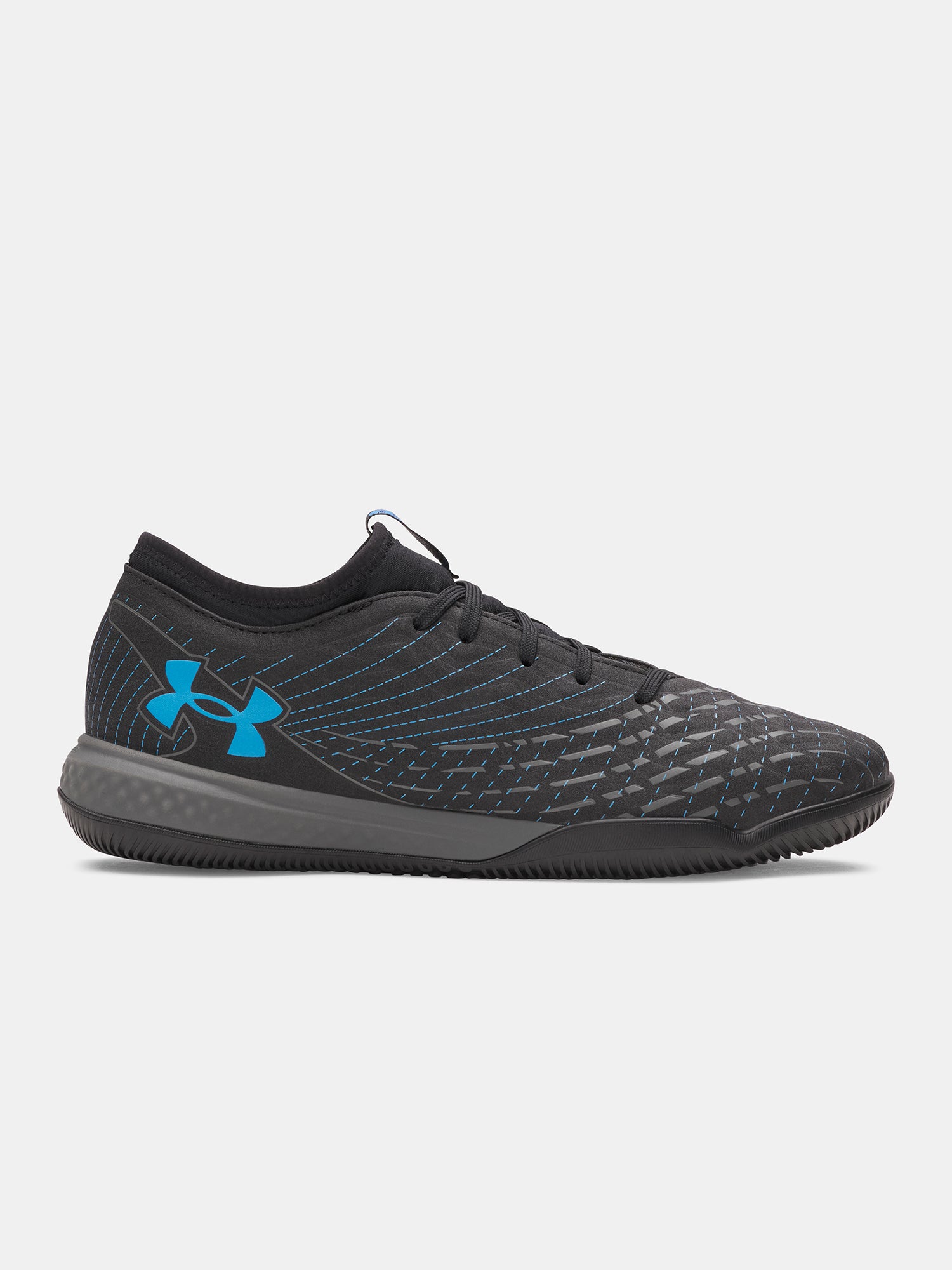 Under Armour Unisex teremcipő UA U Magnetico Select 5 IN-BLK edzőcipő