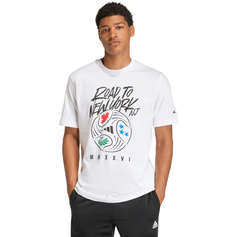 Adidas Men's FIFA World Cup 26™ Road to NYNJ Graphic T-Shirt fehér póló