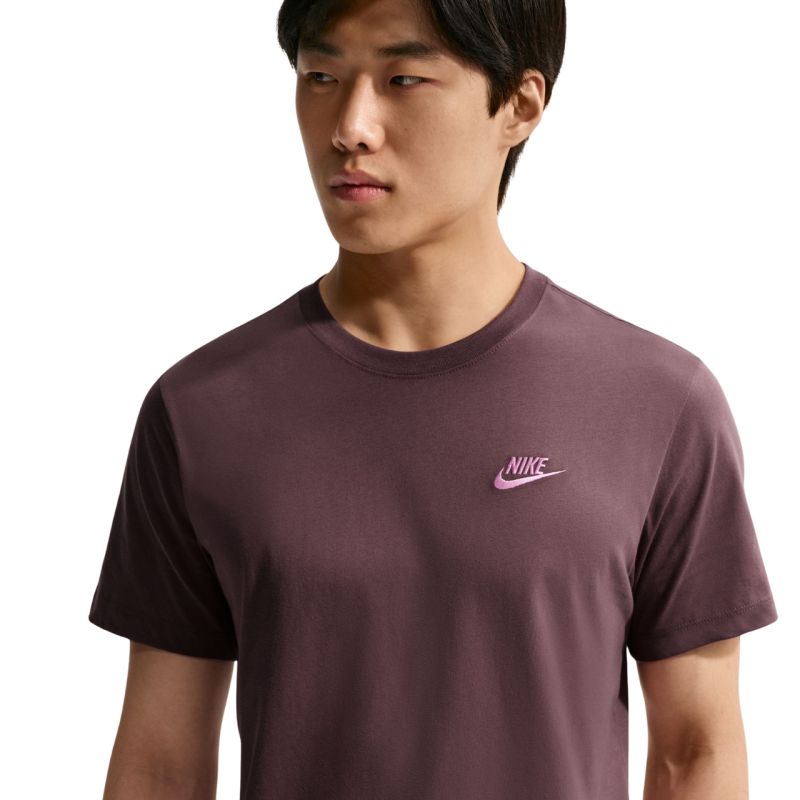 Nike Men's Club Tee barna póló