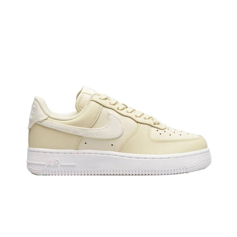 Nike Air Force 1 Low '07 ESS Women's Sneakers - DJ9945-700 utcai cipő