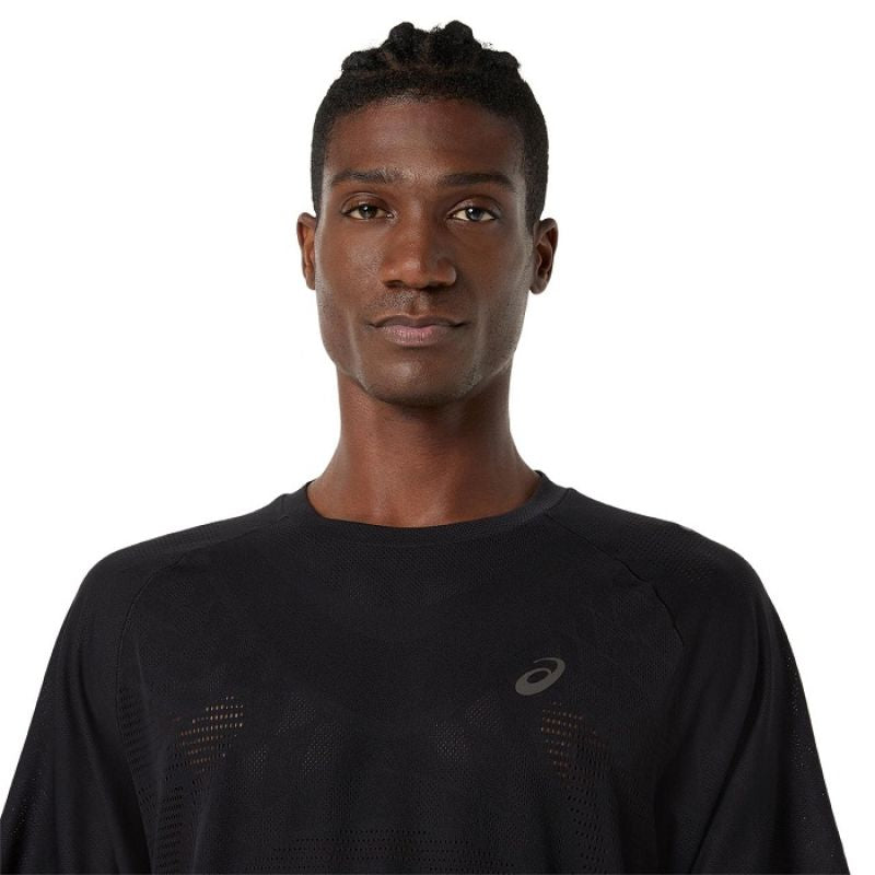 Asics METARUN Short Sleeve Top fekete póló 2011D510001