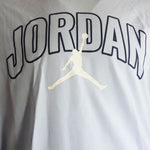 AIR Jordan Men's Brooklyn Arch Logo T-shirt - kék póló