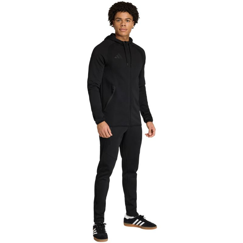 Men's adidas Tiro 26 Travel Sweat black KF6072 fekete melegítőnadrág