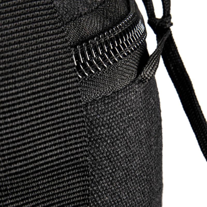 Meteor 6kg Punching Bag and 6oz Boxing Gloves Set uniw gloves, punching bags, sets