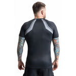 DBX Bushido short sleeve rashguard with logo szürke sípcsontvédő RK-01