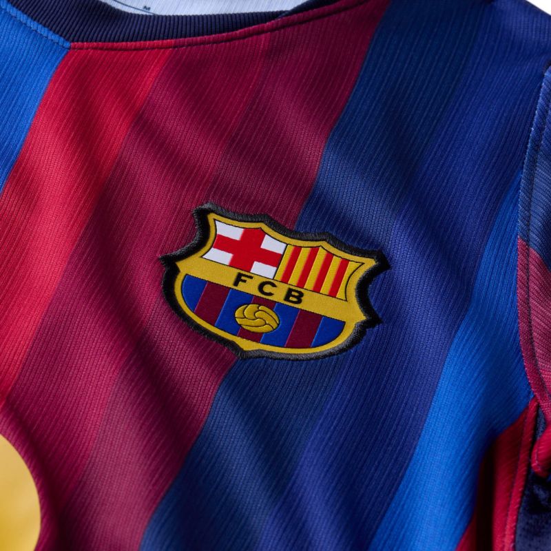 Nike FC Barcelona 2026/27 Stadium Home Kids' Jersey Burgundy kék kiegészítő II1624683