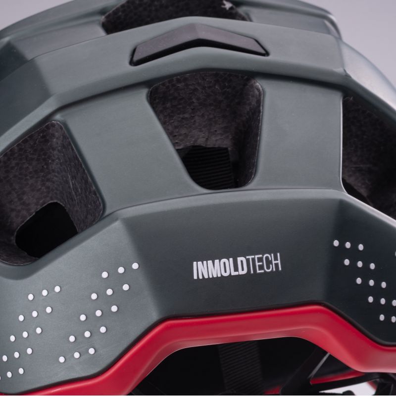 Radvik slag helmet fekete helmets, protectors and knee pads