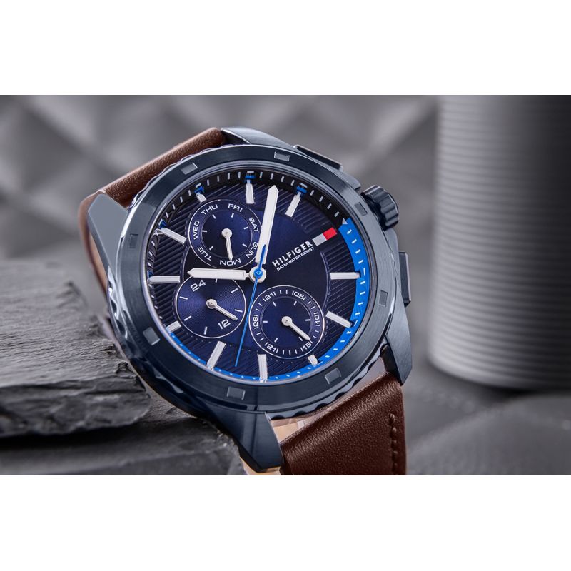 Tommy Hilfiger Walker Men's Watch 1710632 + BOX fekete pulóver