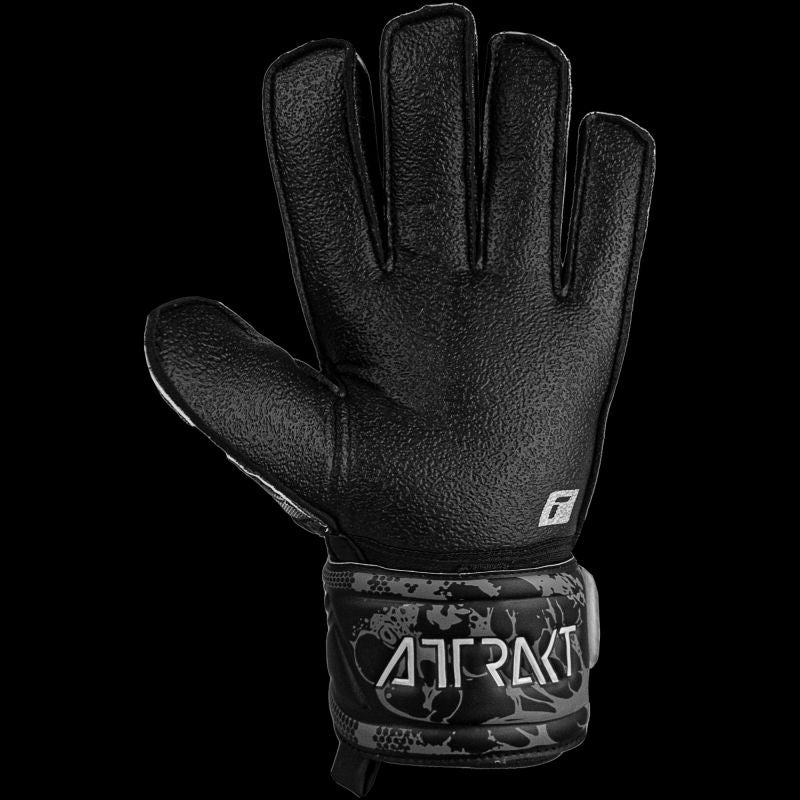 Reusch Attrakt Resist Junior children's goalkeeper gloves black (53/72/615/7700) General